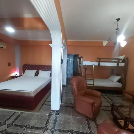 Vila Blu Bed & Breakfast Himare